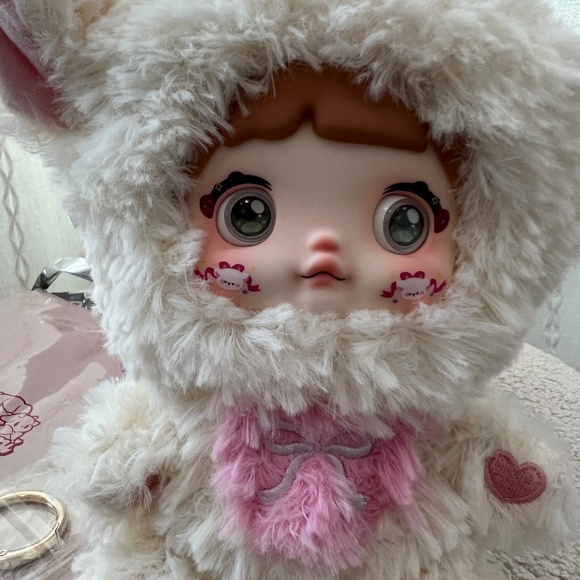 Nommi Loveliness Never Ends Series – Creamy Sheep NENE Plush - Picture 2 of 8